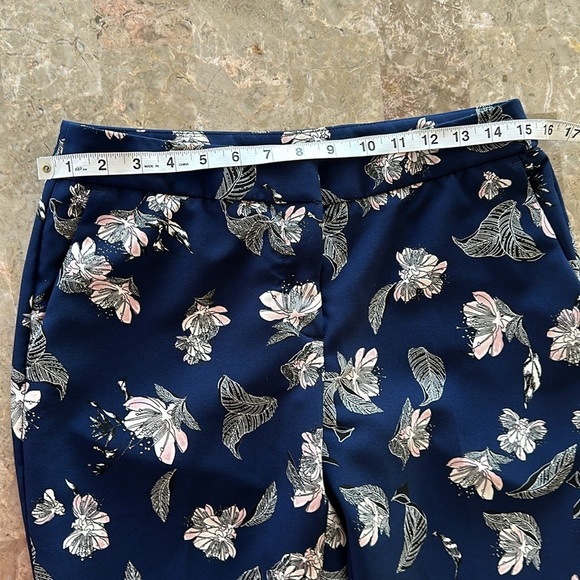 Cynthia Rowley Blue Pink Floral Stretch Dress Pants, Size 6 - Picture 7 of 10